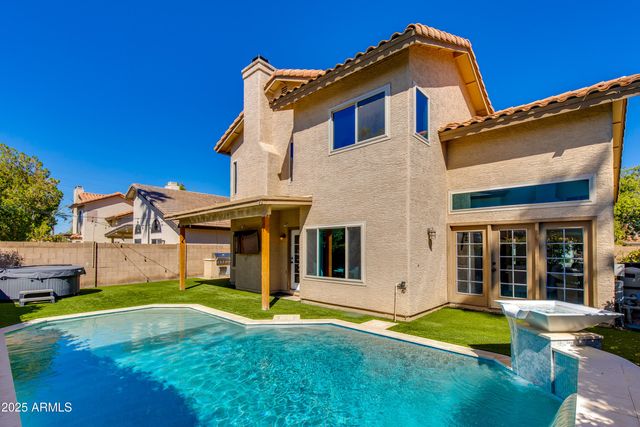 2119 E New Bedford Drive, Gilbert, AZ 85234