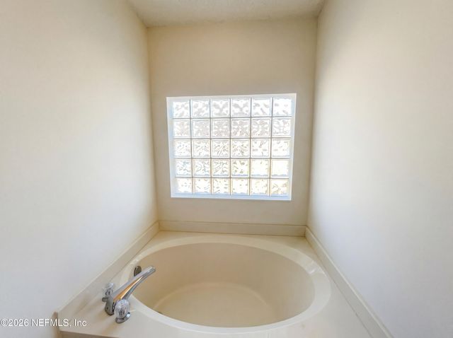 978 TAMMY COVE Lane, Jacksonville, FL 32218