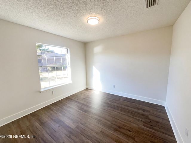 978 TAMMY COVE Lane, Jacksonville, FL 32218