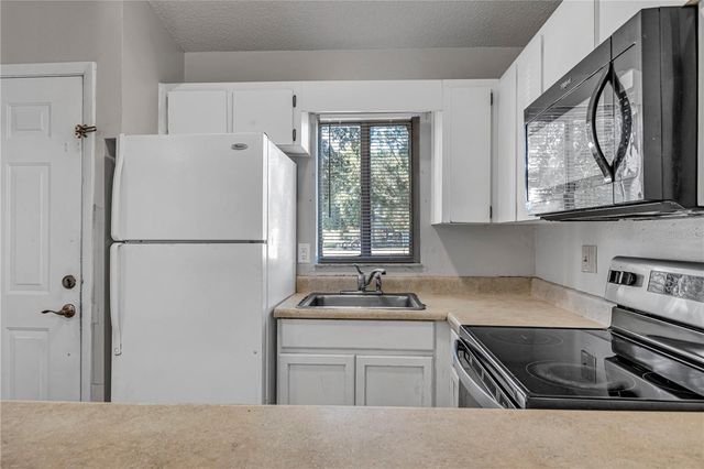 3675 WESTLAND COURT 1, Orlando, FL 32818
