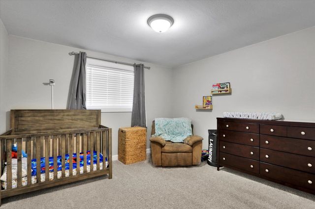 8428 N Susan Ct, Spokane, WA 99208