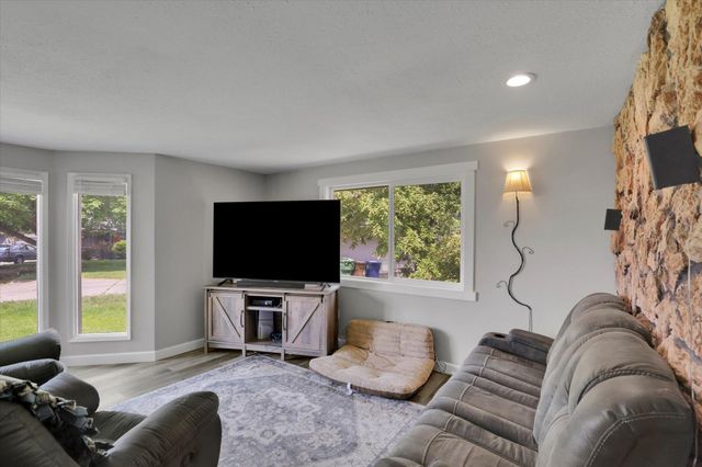 8428 N Susan Ct, Spokane, WA 99208