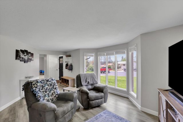 8428 N Susan Ct, Spokane, WA 99208