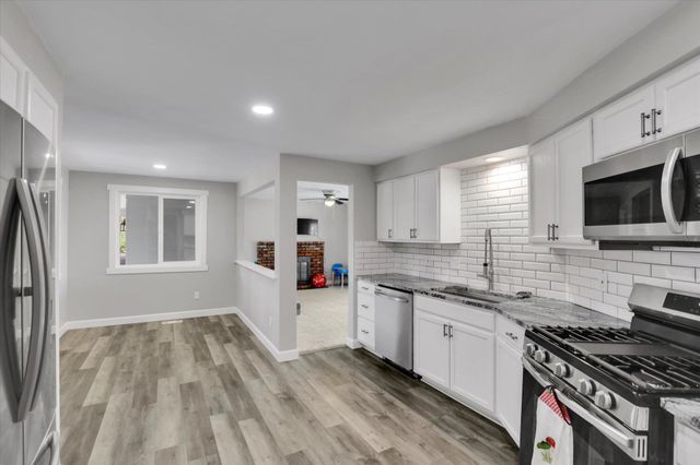 8428 N Susan Ct, Spokane, WA 99208