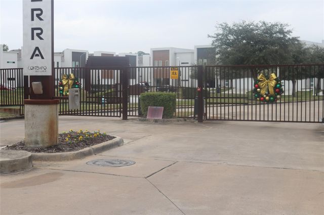 5403 Tocayo Place, Houston, TX 77091