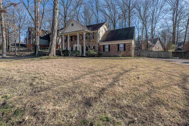 8883 FARMOOR RD, Germantown, TN 38139
