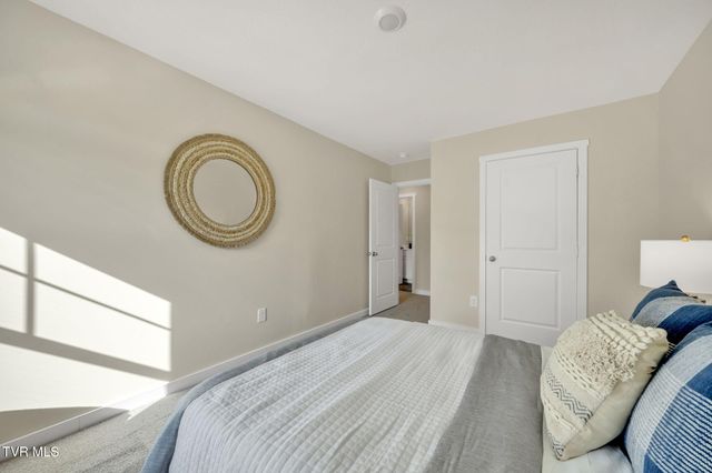 1069 Persimmon Hollow, Greeneville, TN 37745