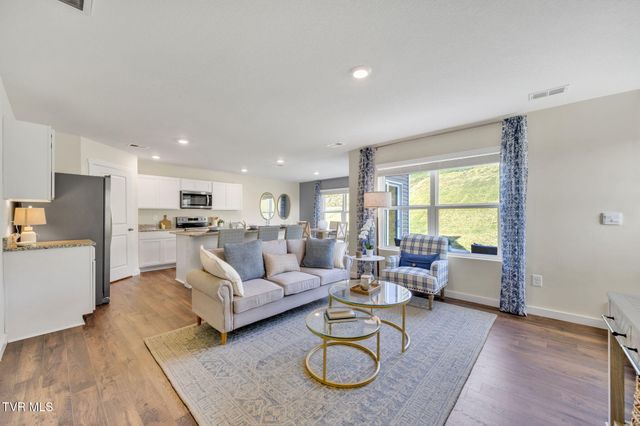 1069 Persimmon Hollow, Greeneville, TN 37745