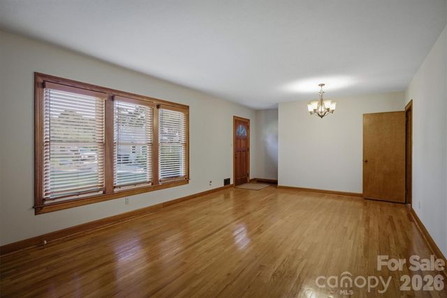 114 Harris Drive, Morganton, NC 28655
