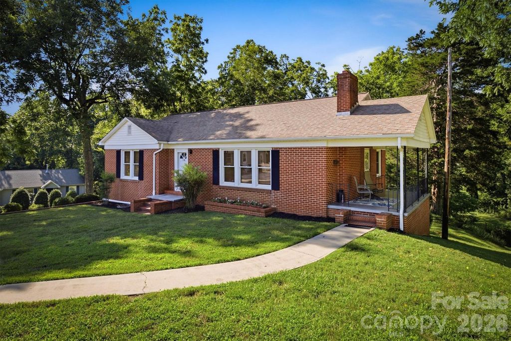 114 Harris Drive, Morganton, NC 28655