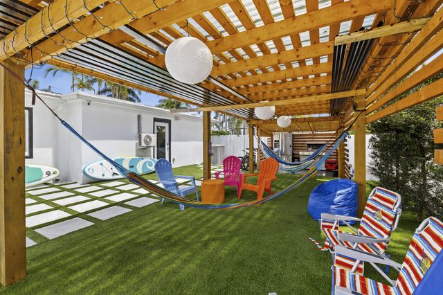 3230 Roosevelt Street, Hollywood, FL 33021