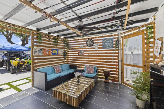 3230 Roosevelt Street, Hollywood, FL 33021