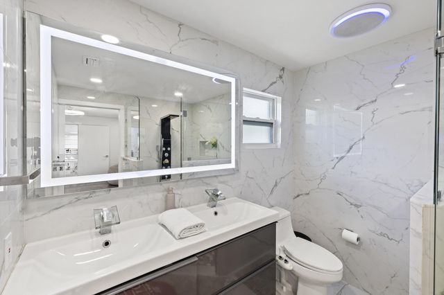 3230 Roosevelt Street, Hollywood, FL 33021