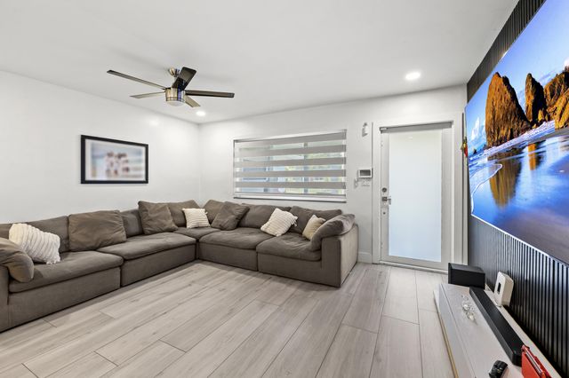 3230 Roosevelt Street, Hollywood, FL 33021