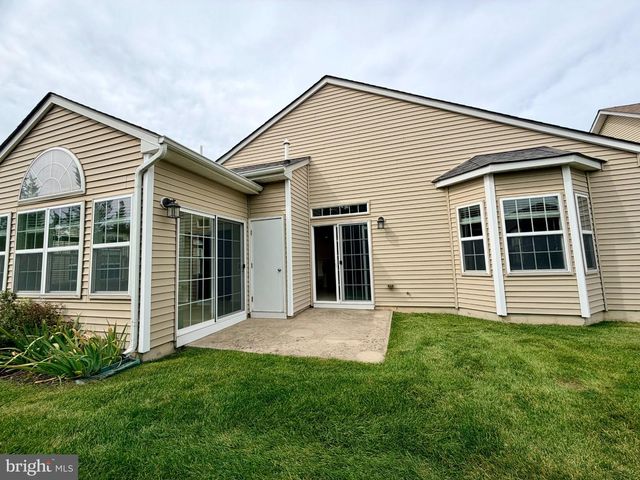 37 MURANO DR, Princeton Junction, NJ 08550
