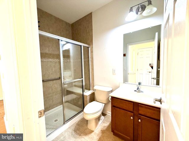 37 MURANO DR, Princeton Junction, NJ 08550