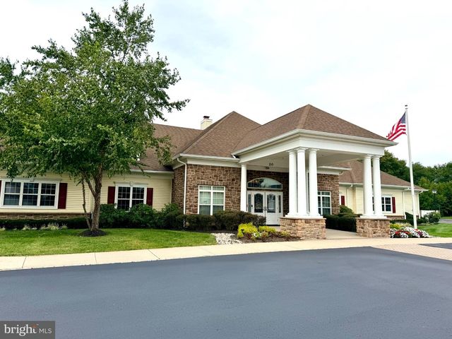37 MURANO DR, Princeton Junction, NJ 08550