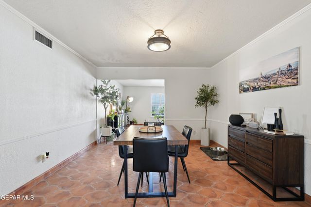 6416 LOS ROBLES Drive, El Paso, TX 79912