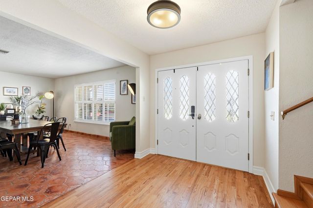 6416 LOS ROBLES Drive, El Paso, TX 79912