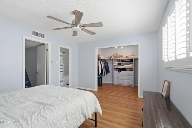 6416 LOS ROBLES Drive, El Paso, TX 79912