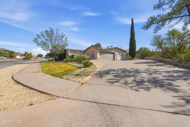 6416 LOS ROBLES Drive, El Paso, TX 79912