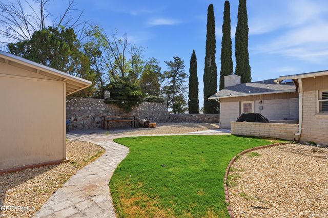 6416 LOS ROBLES Drive, El Paso, TX 79912