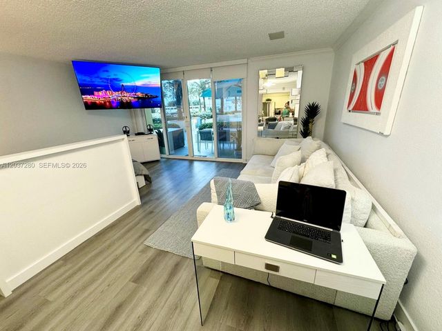 2501 S Ocean Drive L14, Hollywood, FL 33019