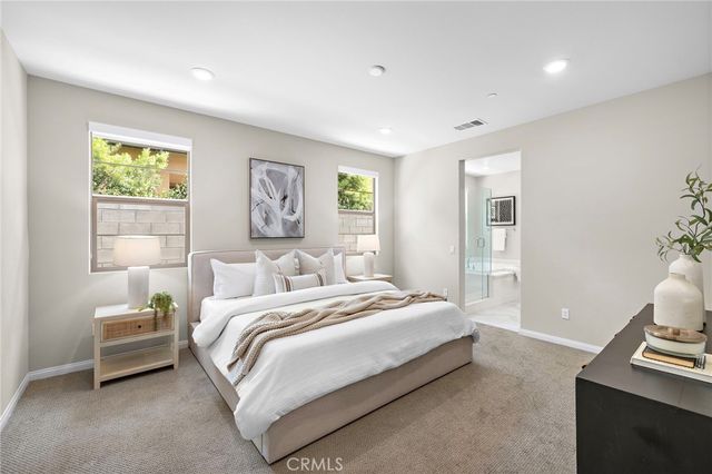28 Ocaso Street, Rancho Mission Viejo, CA 92694