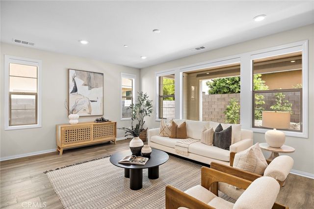 28 Ocaso Street, Rancho Mission Viejo, CA 92694