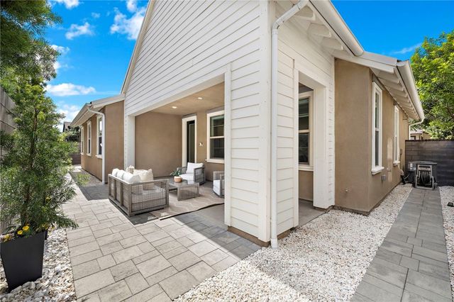 28 Ocaso Street, Rancho Mission Viejo, CA 92694