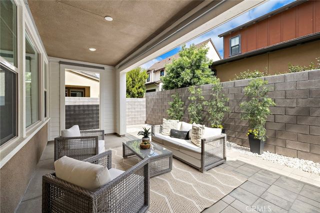 28 Ocaso Street, Rancho Mission Viejo, CA 92694