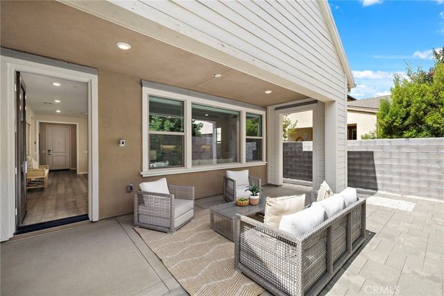 28 Ocaso Street, Rancho Mission Viejo, CA 92694