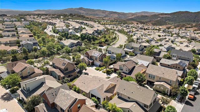 28 Ocaso Street, Rancho Mission Viejo, CA 92694