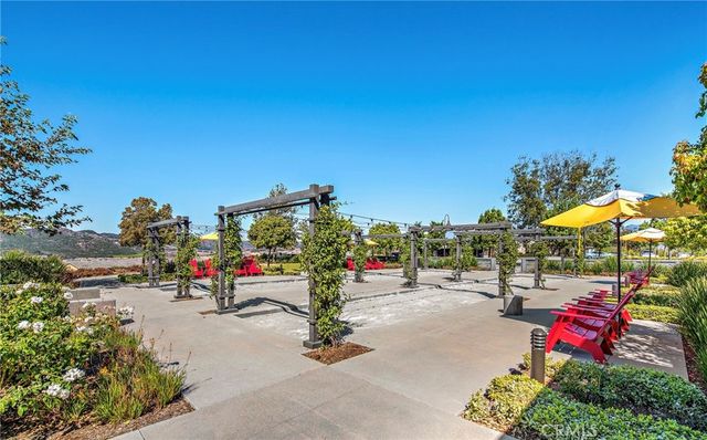 28 Ocaso Street, Rancho Mission Viejo, CA 92694