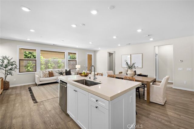 28 Ocaso Street, Rancho Mission Viejo, CA 92694