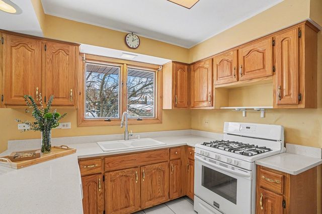 14550 Raneys Lane, Orland Park, IL 60462