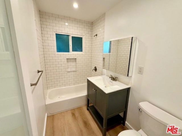 1143 N Formosa Avenue 2, West Hollywood, CA 90046