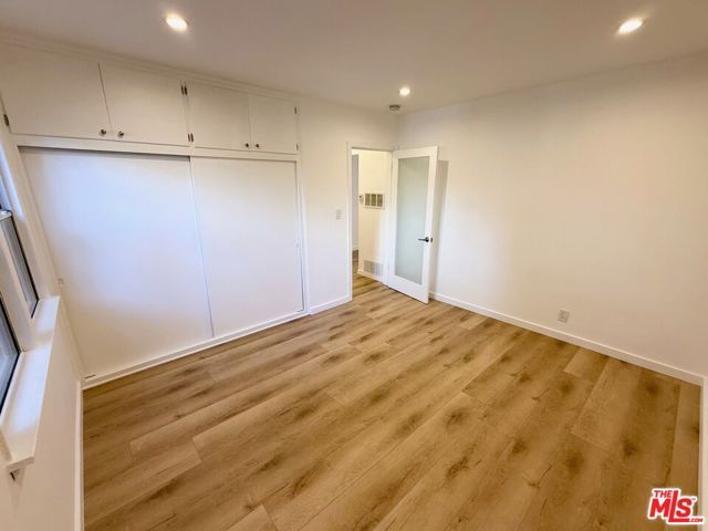 1143 N Formosa Avenue 2, West Hollywood, CA 90046