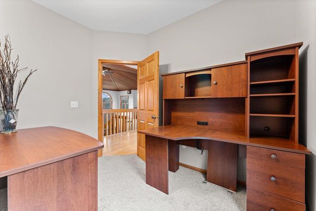 S4362 Fox Hill Circle, Baraboo, WI 53913