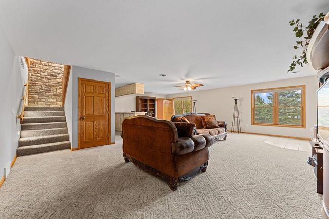 S4362 Fox Hill Circle, Baraboo, WI 53913