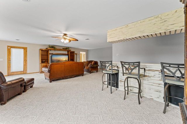 S4362 Fox Hill Circle, Baraboo, WI 53913