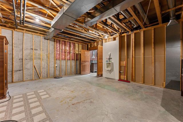 S4362 Fox Hill Circle, Baraboo, WI 53913