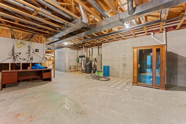 S4362 Fox Hill Circle, Baraboo, WI 53913