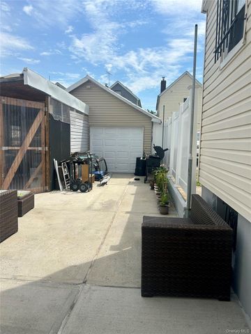 9333 212th Place, Queens Village, NY 11428