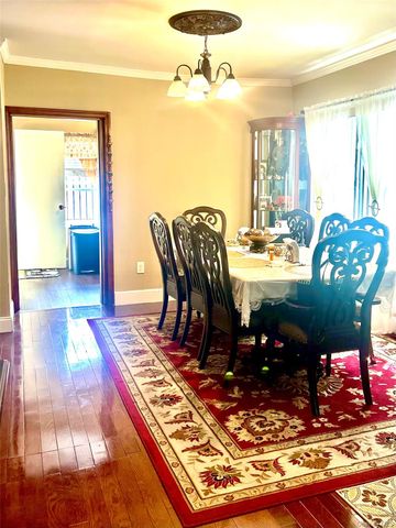 9333 212th Place, Queens Village, NY 11428