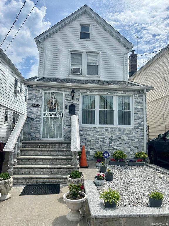 9333 212th Place, Queens Village, NY 11428