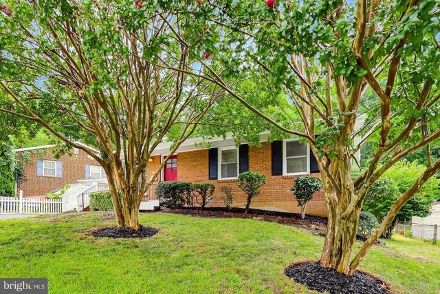 611 QUARRY AVE, Capitol Heights, MD 20743