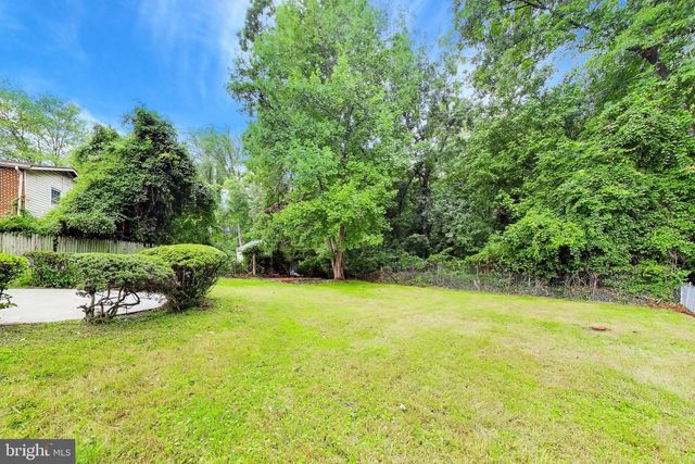 611 QUARRY AVE, Capitol Heights, MD 20743