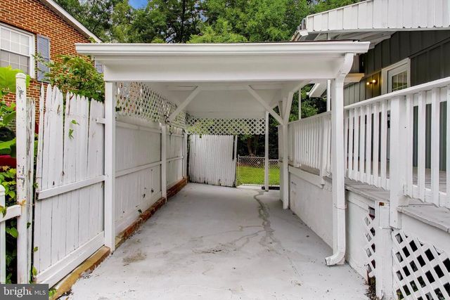 611 QUARRY AVE, Capitol Heights, MD 20743