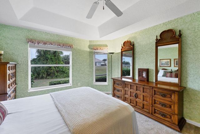 7143 S LAKE DRIVE, Englewood, FL 34224